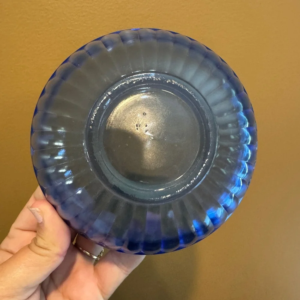 Vintage Cobalt Blue Opaque Glass Bowl 5.5 inches‎